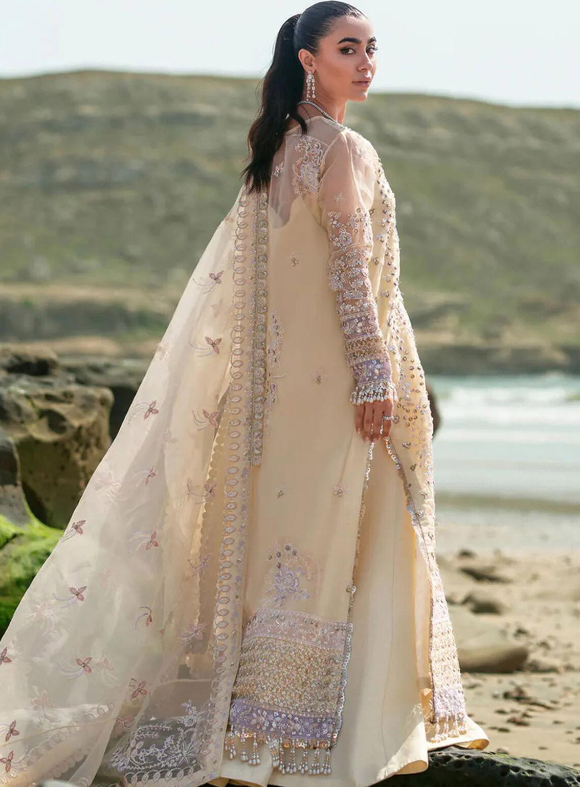 Kamari By Emaan Adeel Embroidered Organza 3 Piece Unstitched Suit EA24KR ELLIE Kamari By Emaan Adeel Embroidered Organza 3 Piece Unstitched Suit EA24KR ELLIE