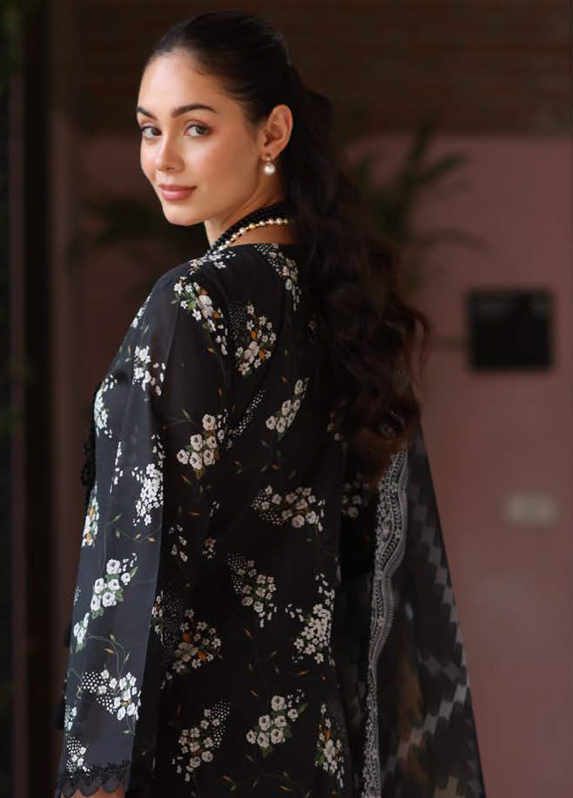 Kesariya By Riaz Arts Laser Embroidered Lawn 3 Piece Unstitched Suit RA25KEL PD-09 Kesariya By Riaz Arts Laser Embroidered Lawn 3 Piece Unstitched Suit RA25KEL PD-09