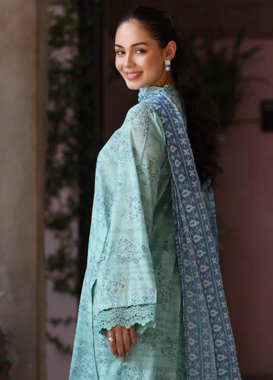 Kesariya By Riaz Arts Laser Embroidered Lawn 3 Piece Unstitched Suit RA25KEL PD-10 Kesariya By Riaz Arts Laser Embroidered Lawn 3 Piece Unstitched Suit RA25KEL PD-10