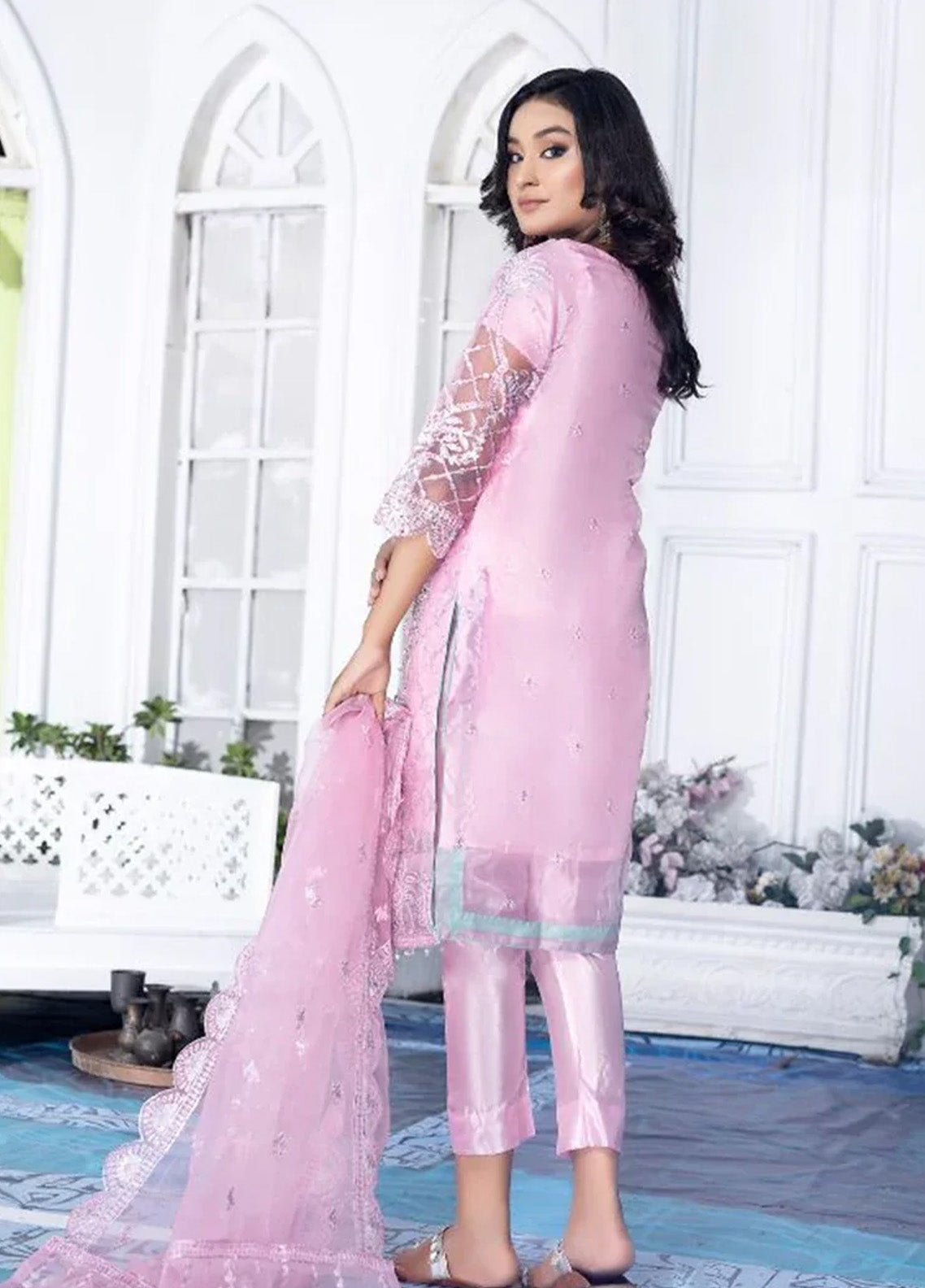 Ketifa Luxury Embroidered Organza 3 Piece Unstitched Suit KF24LU D-AF-0105 PRECIOUS PINK Ketifa Luxury Embroidered Organza 3 Piece Unstitched Suit KF24LU D-AF-0105 PRECIOUS PINK