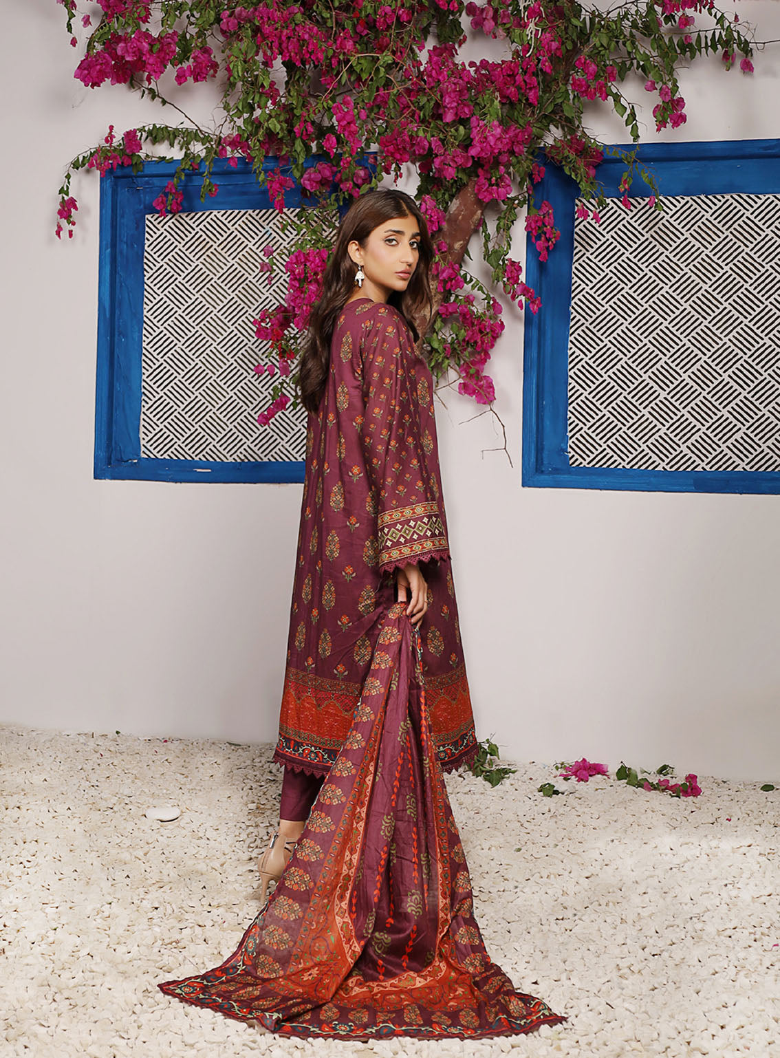 Keysha Summer Bloom Printed Lawn 3 Piece Unstitched Suit KS24SBPL-44 Keysha Summer Bloom Printed Lawn 3 Piece Unstitched Suit KS24SBPL-44