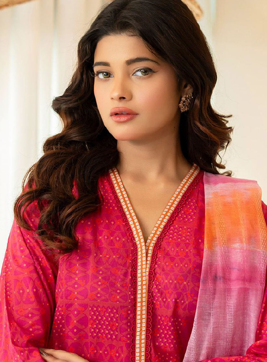 Keysha Summer Bloom Printed Lawn 3 Piece Unstitched Suit KS24SBV7 D-55 Keysha Summer Bloom Printed Lawn 3 Piece Unstitched Suit KS24SBV7 D-55
