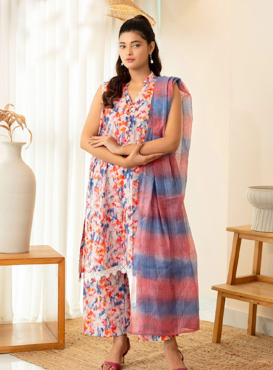 Keysha Summer Bloom Printed Lawn 3 Piece Unstitched Suit KS24SBV7 D-56 Keysha Summer Bloom Printed Lawn 3 Piece Unstitched Suit KS24SBV7 D-56