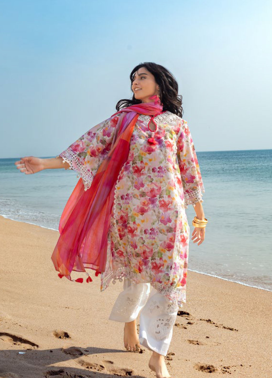 Khaab By Gul Ahmed Luxury Festive Formals Embroidered Lawn 3 Piece Unstitched Suit GA26KLFF D-CL-52645 Khaab By Gul Ahmed Luxury Festive Formals Embroidered Lawn 3 Piece Unstitched Suit GA26KLFF D-CL-52645