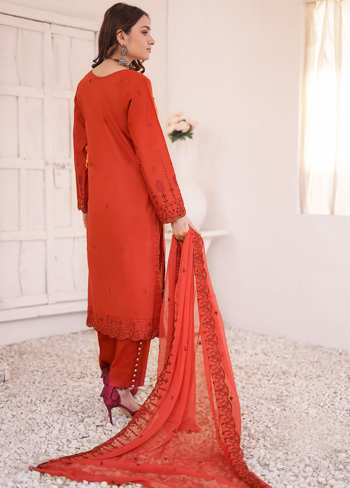 Khoobsurat By MTF Chikankari Lawn 3 Piece Unstitched Suit MTF24KCLV3 D-02 Khoobsurat By MTF Chikankari Lawn 3 Piece Unstitched Suit MTF24KCLV3 D-02