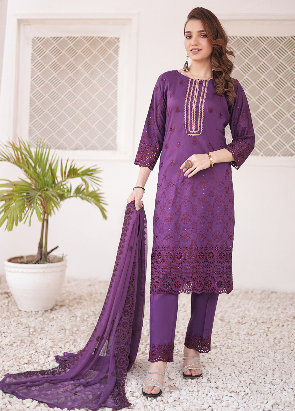 Khoobsurat By MTF Chikankari Lawn 3 Piece Unstitched Suit MTF24KCLV3 D-06 Khoobsurat By MTF Chikankari Lawn 3 Piece Unstitched Suit MTF24KCLV3 D-06