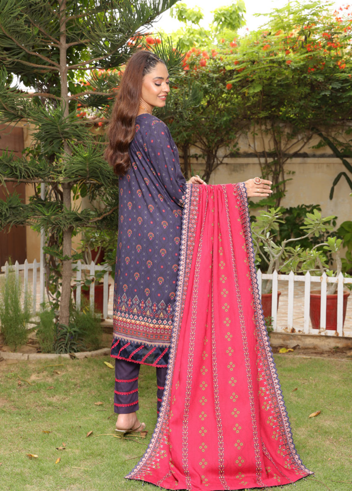 Kinara Series By Schick Embroidered Doriya 3 Piece Unstitched Suit SDH25KS D-DE-05 Kinara Series By Schick Embroidered Doriya 3 Piece Unstitched Suit SDH25KS D-DE-05
