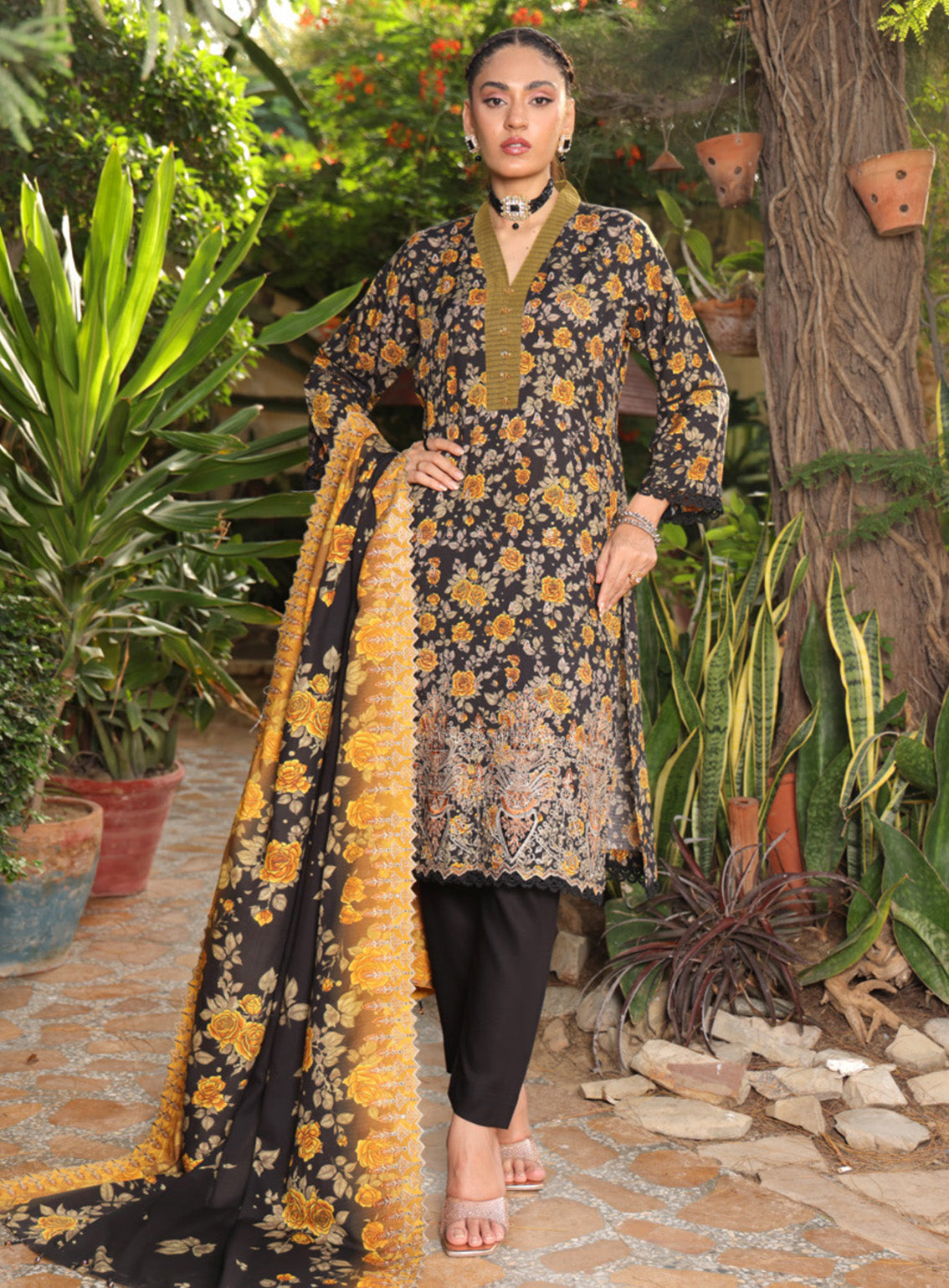 Kinara Series By Schick Printed Linen 3 Piece Unstitched Suit SDH24KS D-09 Kinara Series By Schick Printed Linen 3 Piece Unstitched Suit SDH24KS D-09