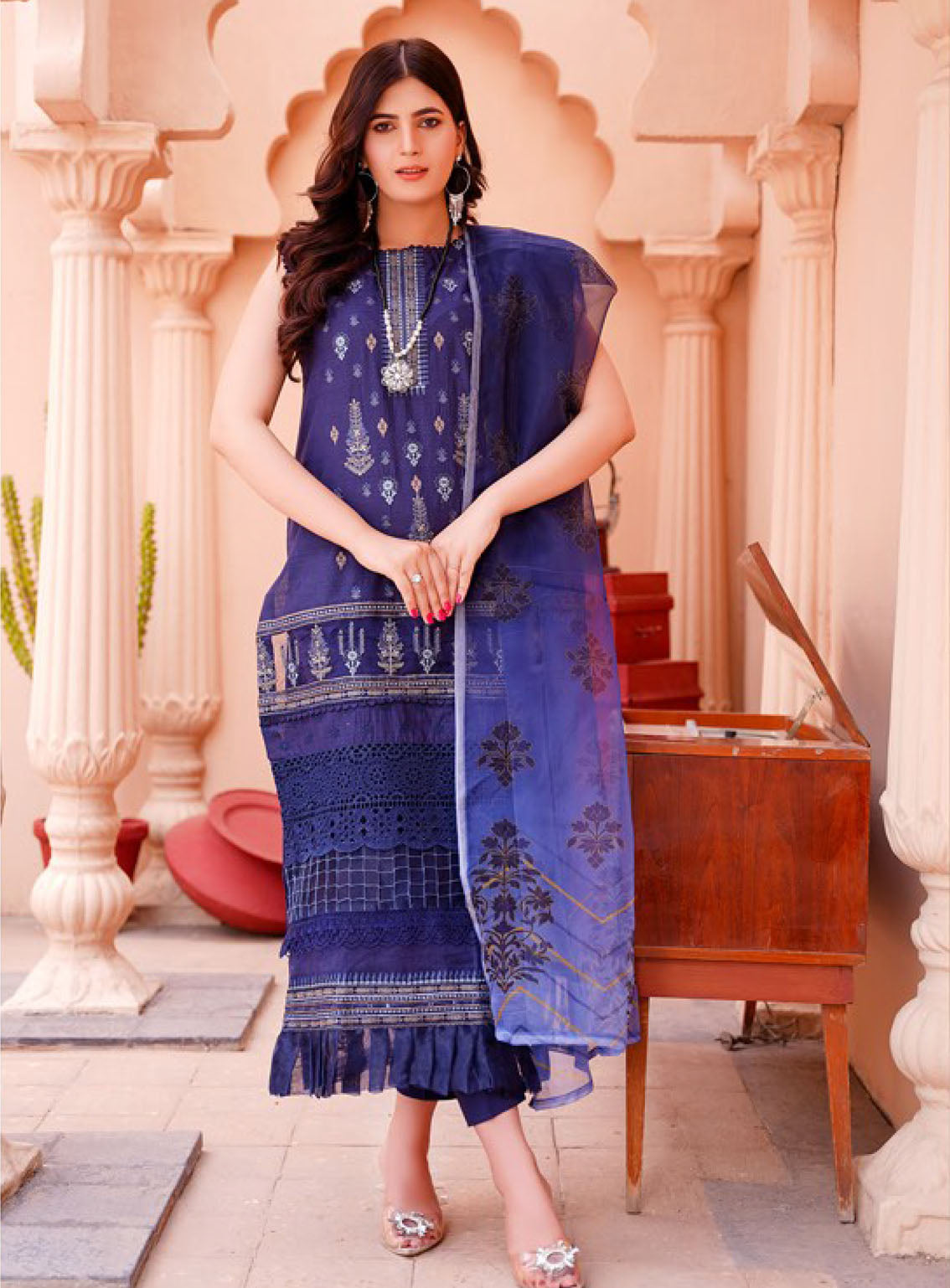 Koh-E-Noor By Noorjahan Premium Embroidered Lawn 3 Piece Unstitched Suit NJ24KN PEL D-01 Koh-E-Noor By Noorjahan Premium Embroidered Lawn 3 Piece Unstitched Suit NJ24KN PEL D-01