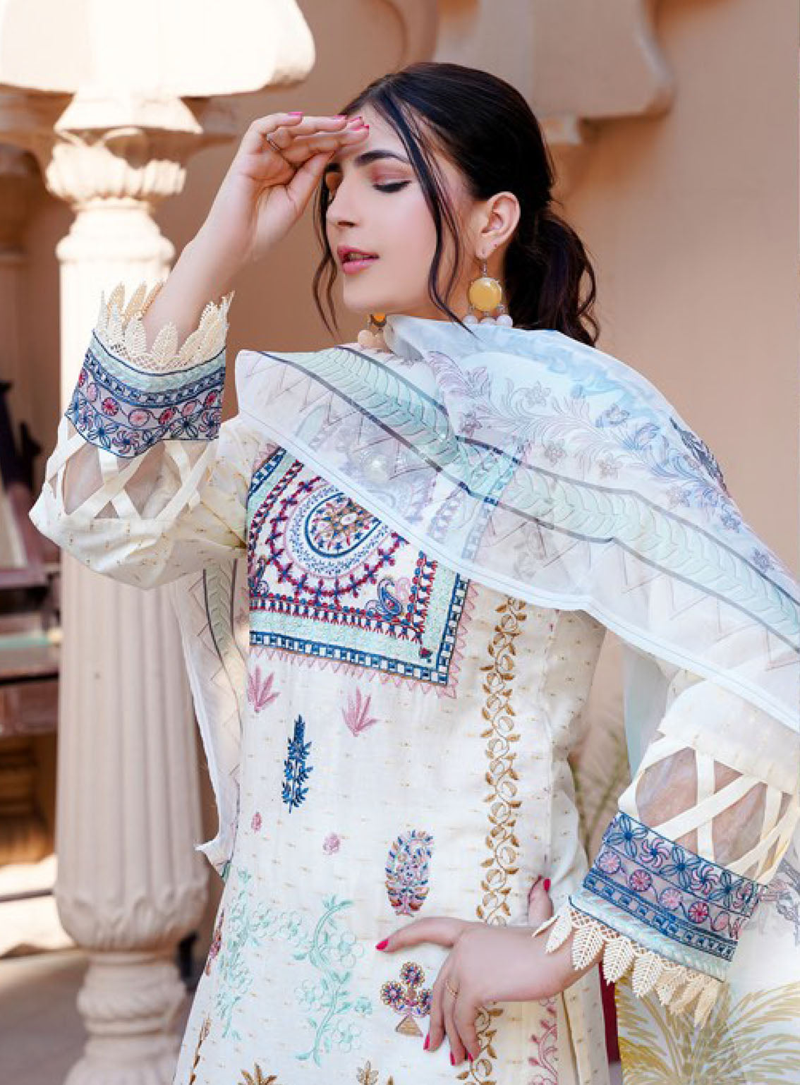 Koh-E-Noor By Noorjahan Premium Embroidered Lawn 3 Piece Unstitched Suit NJ24KN PEL D-11 Koh-E-Noor By Noorjahan Premium Embroidered Lawn 3 Piece Unstitched Suit NJ24KN PEL D-11