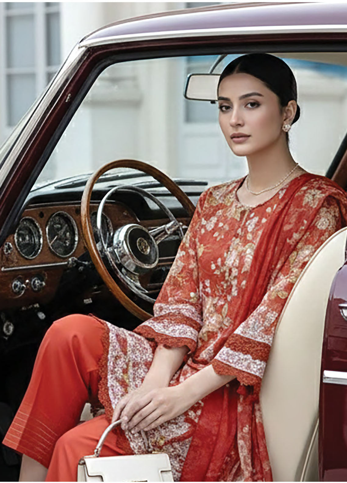Komal By LSM Lakhany Luxury Embroidered Lawn 3 Piece Unstitched Suit LSM26KL D-LG-RL-0365 Komal By LSM Lakhany Luxury Embroidered Lawn 3 Piece Unstitched Suit LSM26KL D-LG-RL-0365