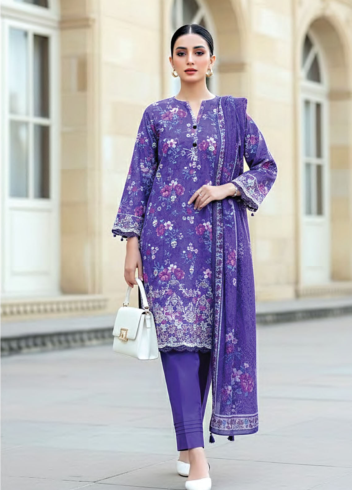Komal By LSM Lakhany Luxury Embroidered Lawn 3 Piece Unstitched Suit LSM26KL D-LG-SG-0047 Komal By LSM Lakhany Luxury Embroidered Lawn 3 Piece Unstitched Suit LSM26KL D-LG-SG-0047