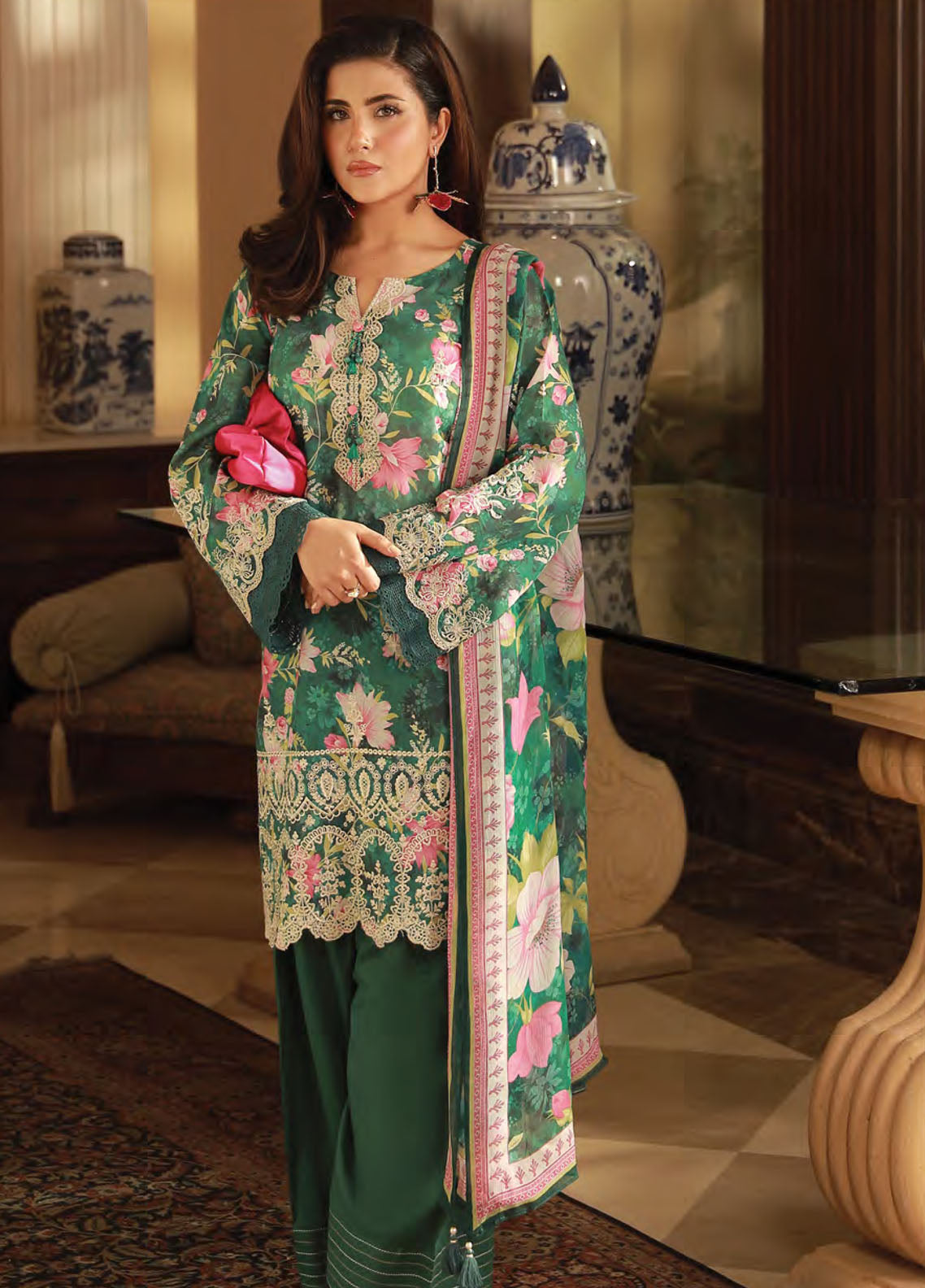 Komal By LSM Lakhany Luxury Embroidered Lawn 3 Piece Unstitched Suit LSM26KL D-LG-SG-0050 Komal By LSM Lakhany Luxury Embroidered Lawn 3 Piece Unstitched Suit LSM26KL D-LG-SG-0050