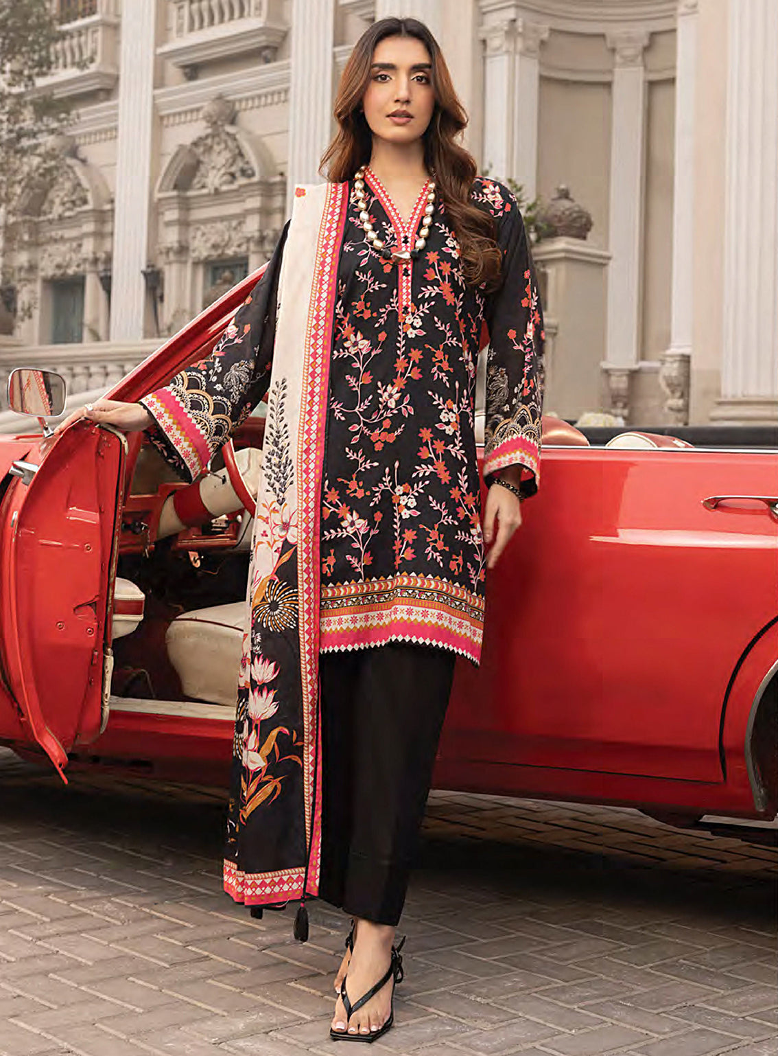 Komal By LSM Lakhany Printed Lawn 3 Piece Unstitched Suit LSM25KPL LG-RL-0167 Komal By LSM Lakhany Printed Lawn 3 Piece Unstitched Suit LSM25KPL LG-RL-0167