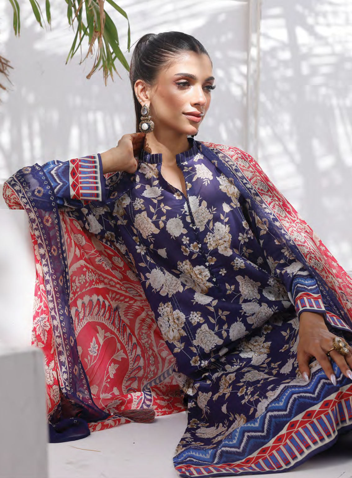 Komal Signature Prints By Lakhany Printed Lawn 3 Piece Unstitched Suit LSM24KS LG-MM-0109 Komal Signature Prints By Lakhany Printed Lawn 3 Piece Unstitched Suit LSM24KS LG-MM-0109