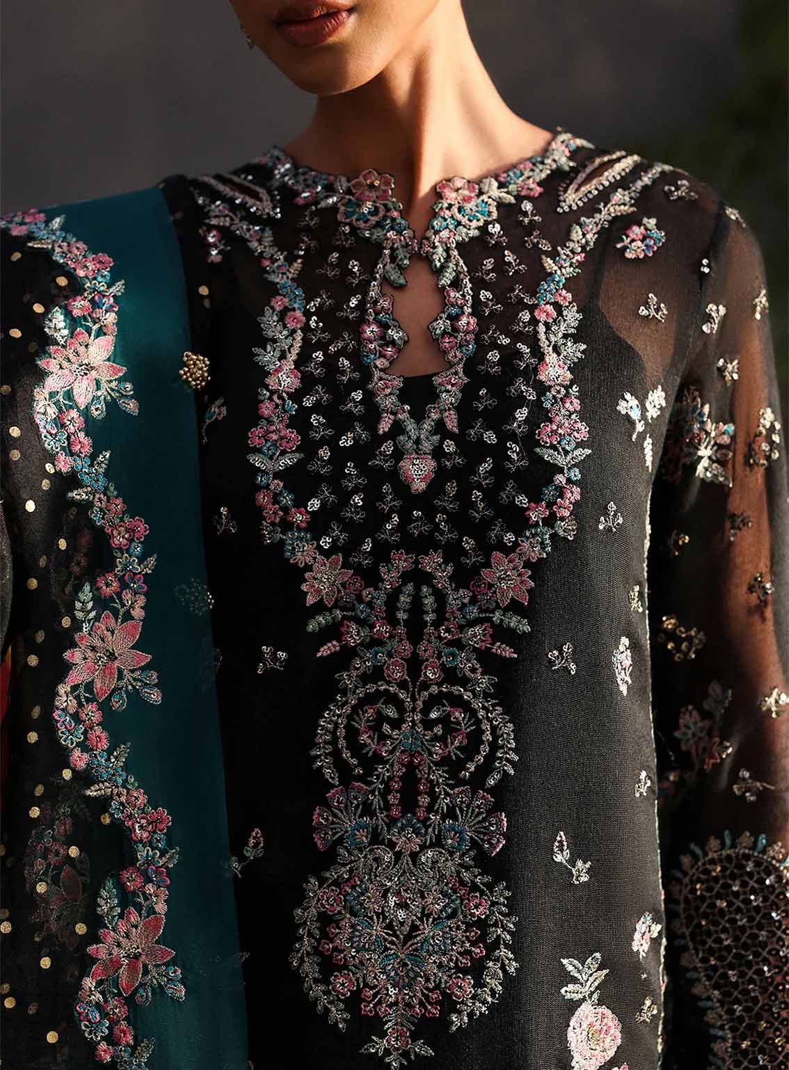 La Fuchsia By Afrozeh Embroidered Khaddi Net 3 Piece Unstitched Suit AF25LFV1 D-07 LAROSEA La Fuchsia By Afrozeh Embroidered Khaddi Net 3 Piece Unstitched Suit AF25LFV1 D-07 LAROSEA