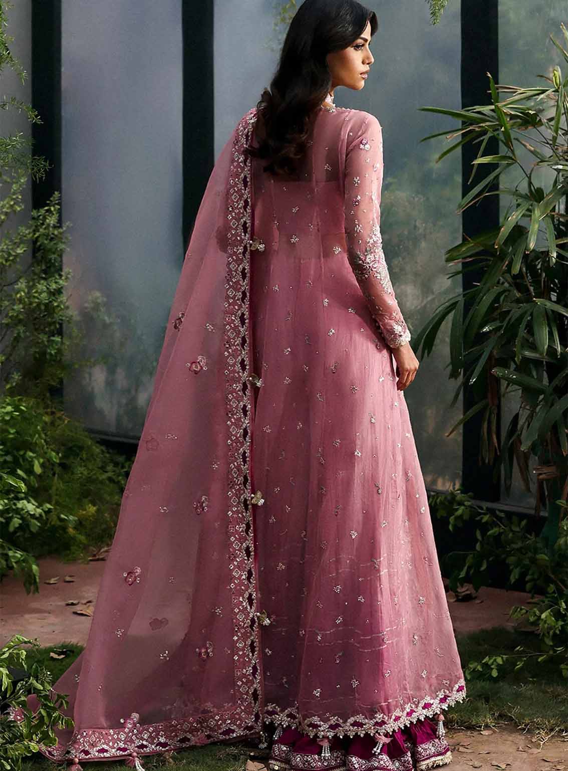 La Fuchsia By Afrozeh Embroidered Organza 3 Piece Unstitched Suit AF25LFV1 D-01 SERAIRA La Fuchsia By Afrozeh Embroidered Organza 3 Piece Unstitched Suit AF25LFV1 D-01 SERAIRA
