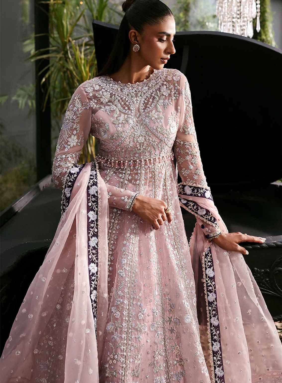 La Fuchsia By Afrozeh Embroidered Organza 3 Piece Unstitched Suit AF25LFV1 D-06 ZEAL La Fuchsia By Afrozeh Embroidered Organza 3 Piece Unstitched Suit AF25LFV1 D-06 ZEAL