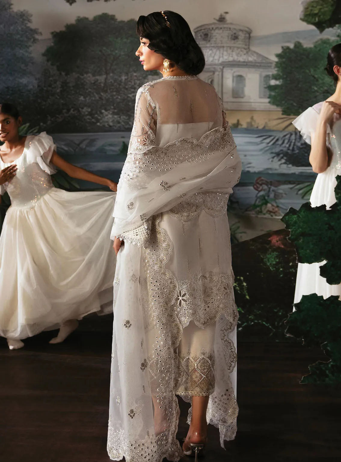 La Fuchsia By Afrozeh Festive Embroidered Organza 3 Piece Unstitched Suit AF24LV2 LAIRA La Fuchsia By Afrozeh Festive Embroidered Organza 3 Piece Unstitched Suit AF24LV2 LAIRA