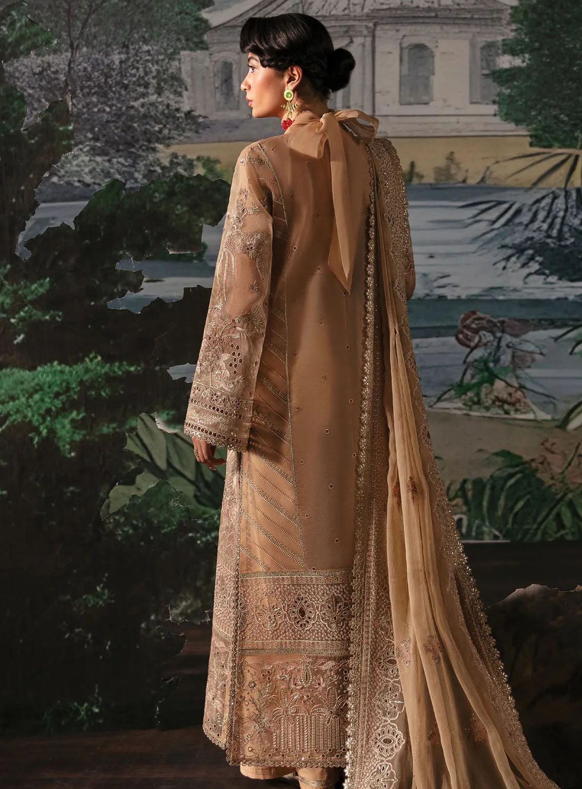 La Fuchsia By Afrozeh Festive Embroidered Organza 3 Piece Unstitched Suit AF24LV2 REESE La Fuchsia By Afrozeh Festive Embroidered Organza 3 Piece Unstitched Suit AF24LV2 REESE