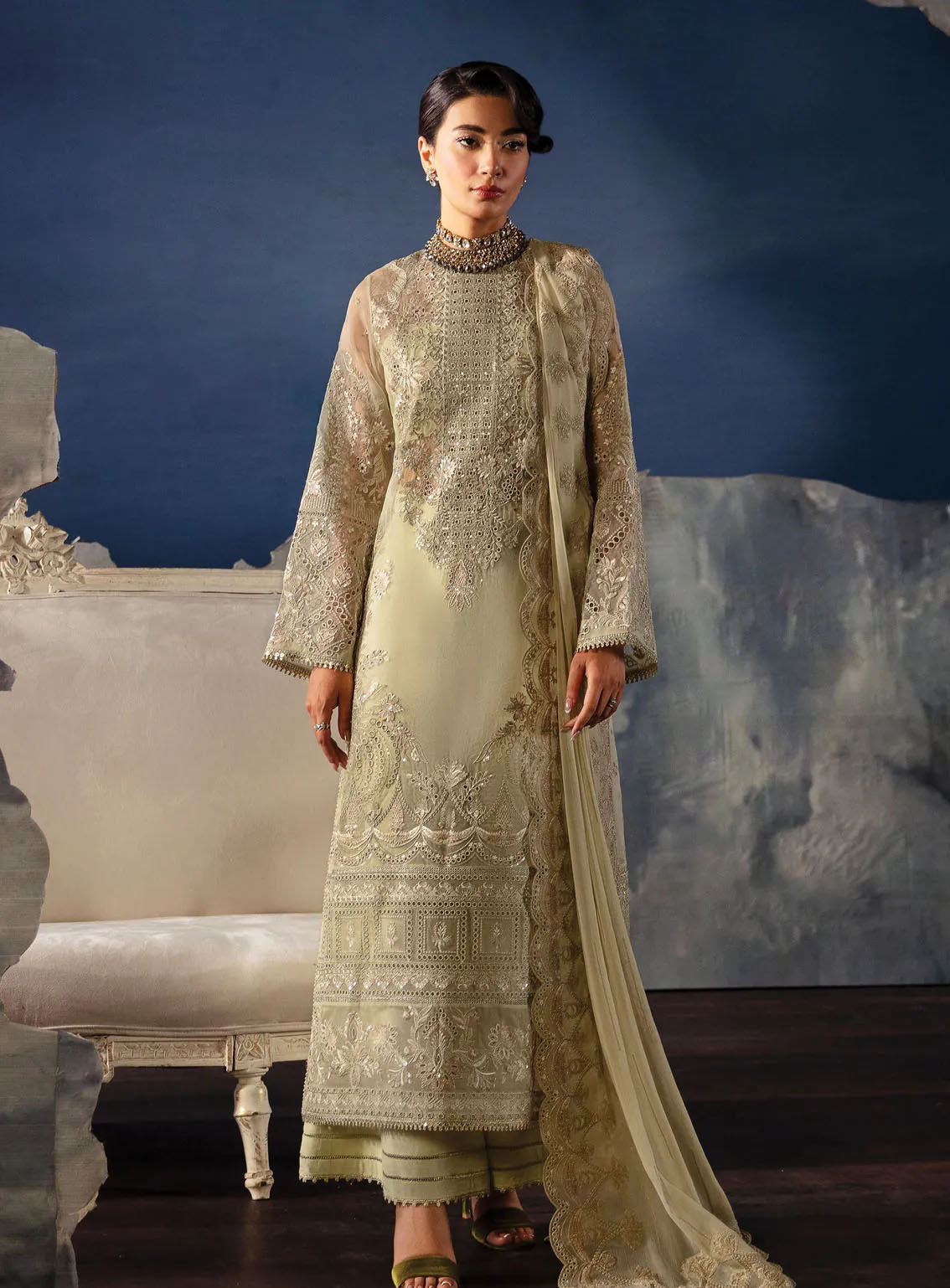 La Fuchsia By Afrozeh Festive Embroidered Organza 3 Piece Unstitched Suit AF24LV2 ZELENA La Fuchsia By Afrozeh Festive Embroidered Organza 3 Piece Unstitched Suit AF24LV2 ZELENA