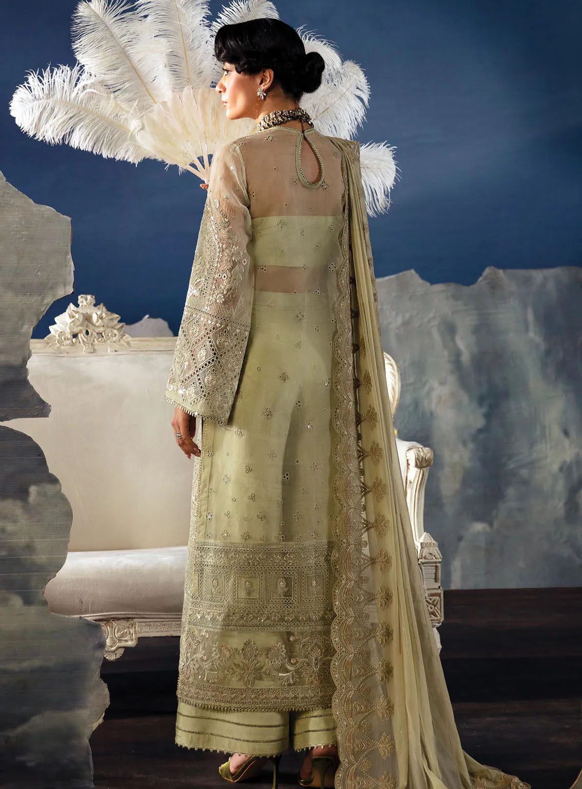 La Fuchsia By Afrozeh Festive Embroidered Organza 3 Piece Unstitched Suit AF24LV2 ZELENA La Fuchsia By Afrozeh Festive Embroidered Organza 3 Piece Unstitched Suit AF24LV2 ZELENA