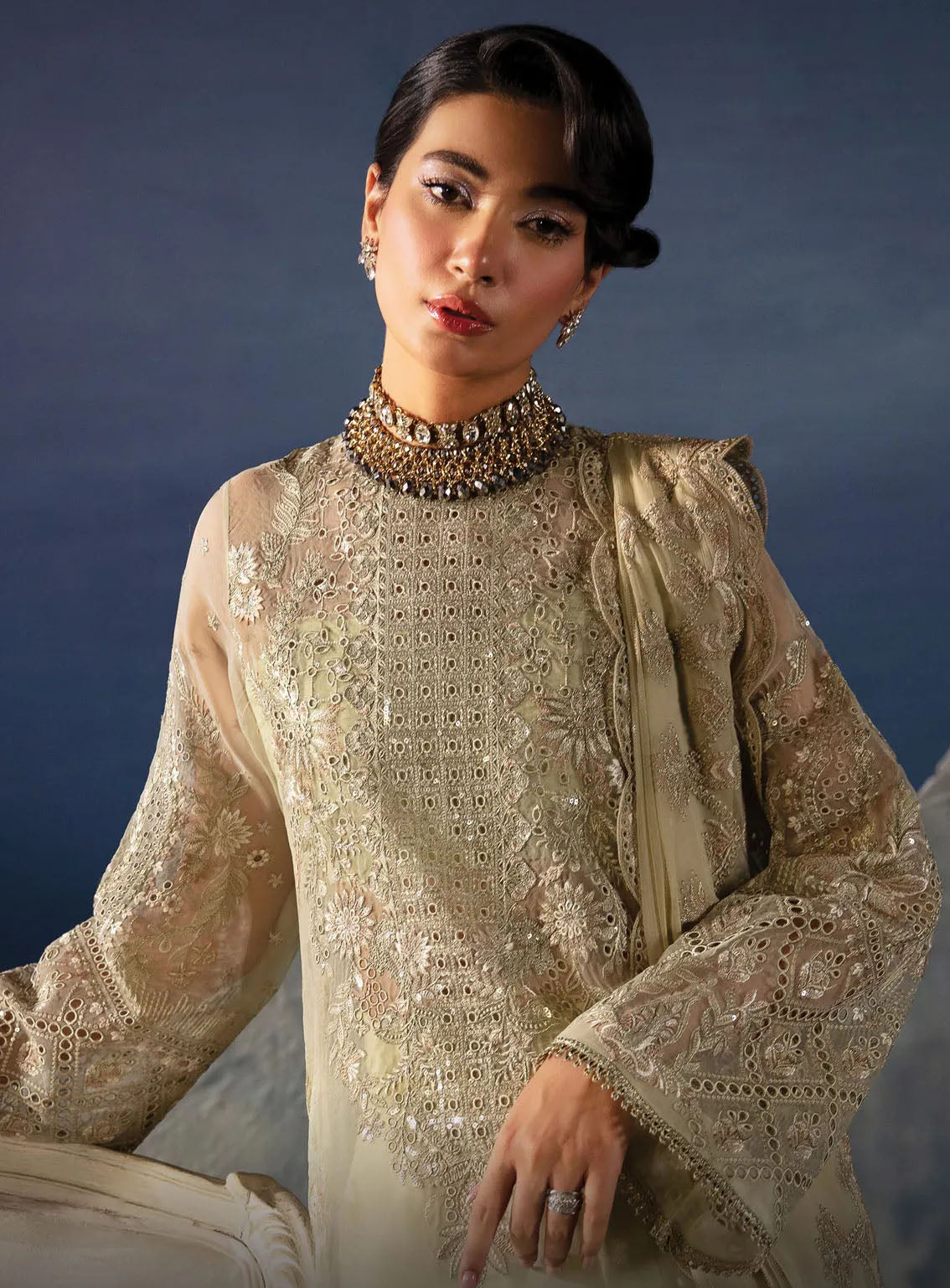 La Fuchsia By Afrozeh Festive Embroidered Organza 3 Piece Unstitched Suit AF24LV2 ZELENA La Fuchsia By Afrozeh Festive Embroidered Organza 3 Piece Unstitched Suit AF24LV2 ZELENA