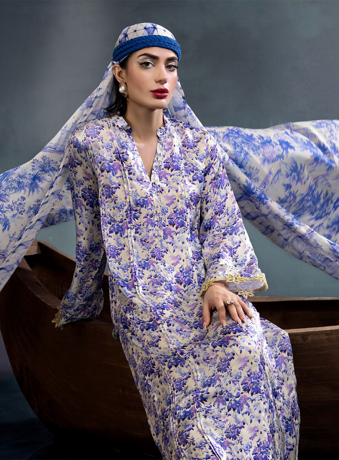 La Soie By Gul Ahmed Printed Silk 3 Piece Unstitched Suit GA24LSV1 S-42013 La Soie By Gul Ahmed Printed Silk 3 Piece Unstitched Suit GA24LSV1 S-42013