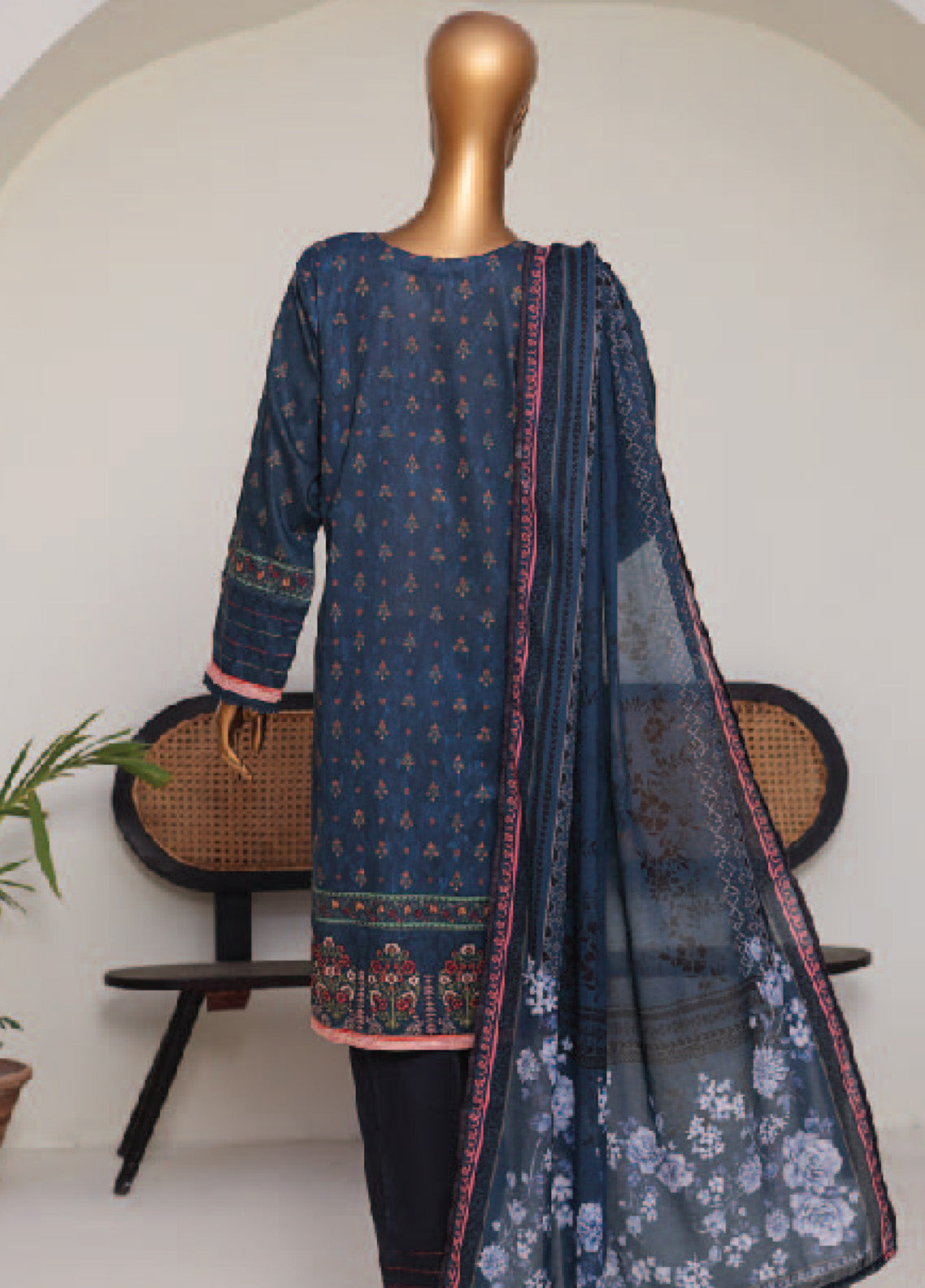 Lacekari By Sumi Printed Lawn Suits Stitched 3 Piece SU25LPL D-NB-01 Lacekari By Sumi Printed Lawn Suits Stitched 3 Piece SU25LPL D-NB-01