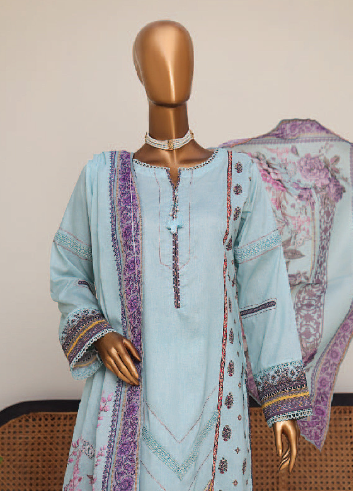 Lacekari By Sumi Printed Lawn Suits Stitched 3 Piece SU25LPL D-NB-05 Lacekari By Sumi Printed Lawn Suits Stitched 3 Piece SU25LPL D-NB-05