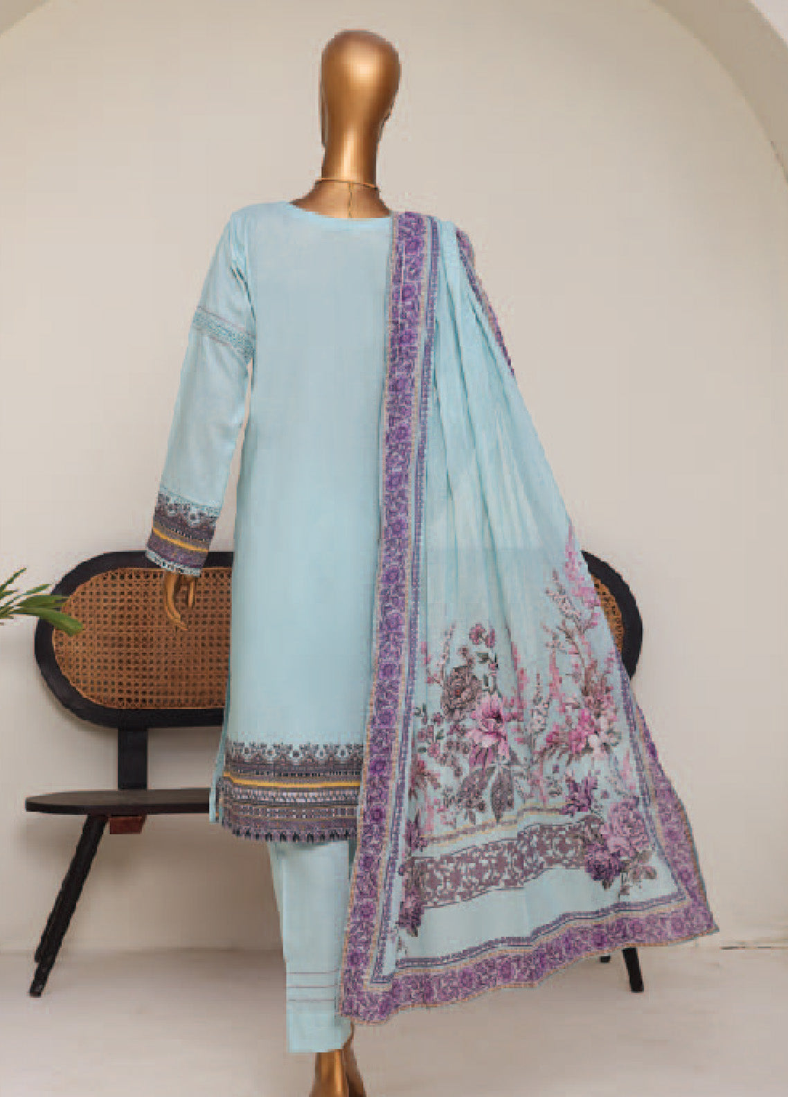 Lacekari By Sumi Printed Lawn Suits Stitched 3 Piece SU25LPL D-NB-05 Lacekari By Sumi Printed Lawn Suits Stitched 3 Piece SU25LPL D-NB-05