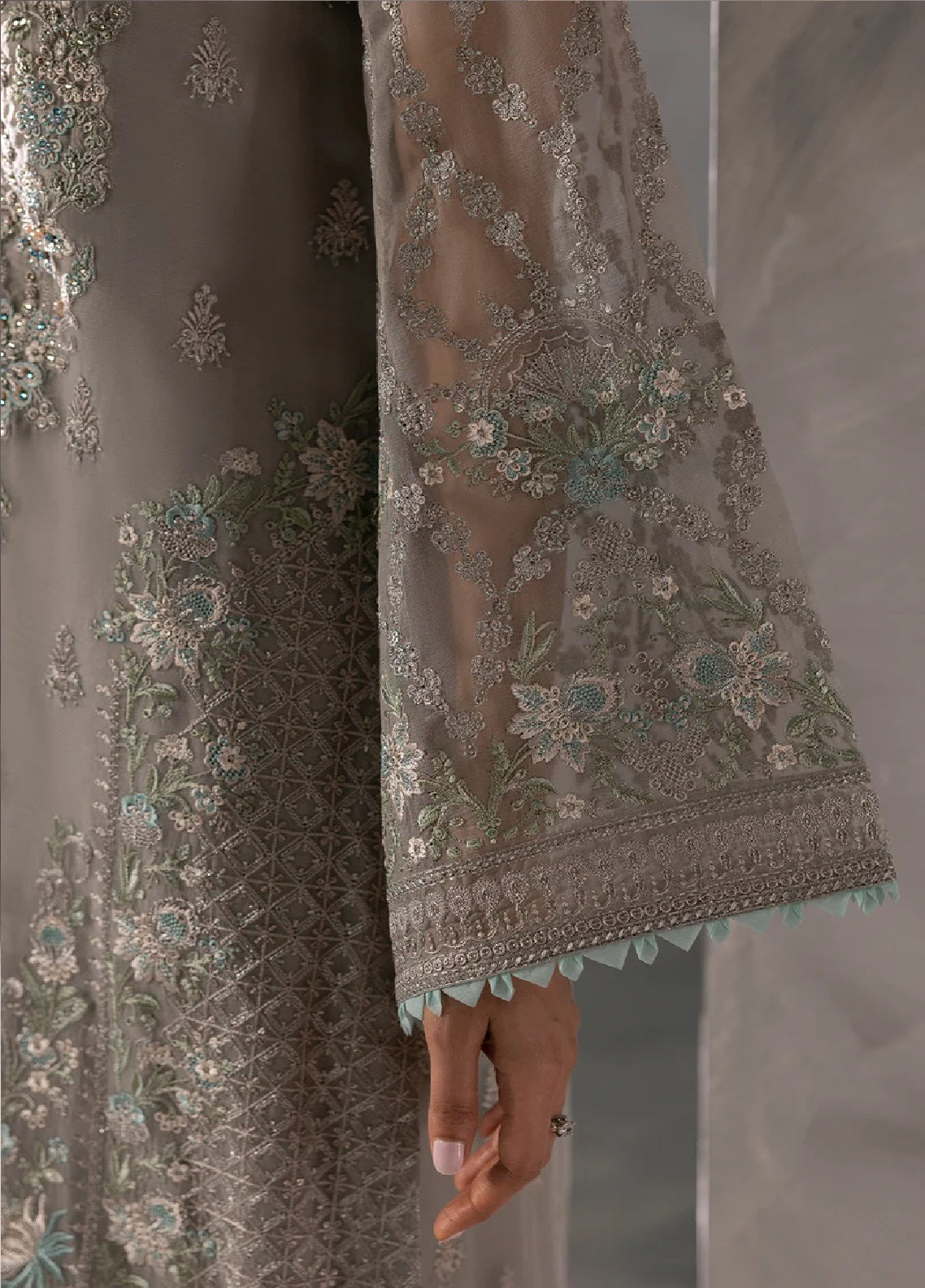 Laconic By Flossie Embroidered Chiffon 3 Piece Unstitched Suit FL25LV9 D-FE-908 Laconic By Flossie Embroidered Chiffon 3 Piece Unstitched Suit FL25LV9 D-FE-908