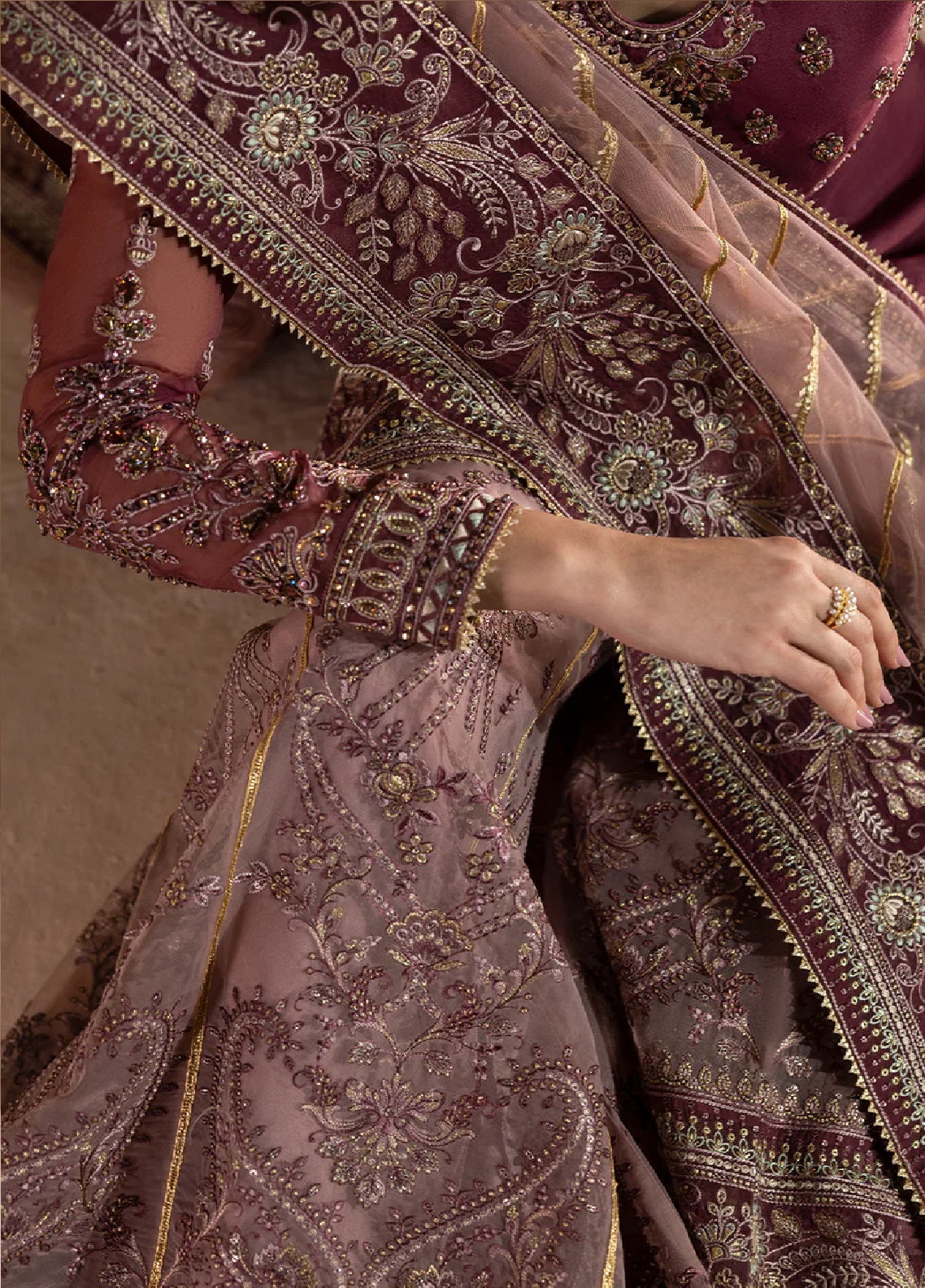 Laconic By Flossie Embroidered Organza 3 Piece Unstitched Suit FL25LV9 D-FE-906 Laconic By Flossie Embroidered Organza 3 Piece Unstitched Suit FL25LV9 D-FE-906