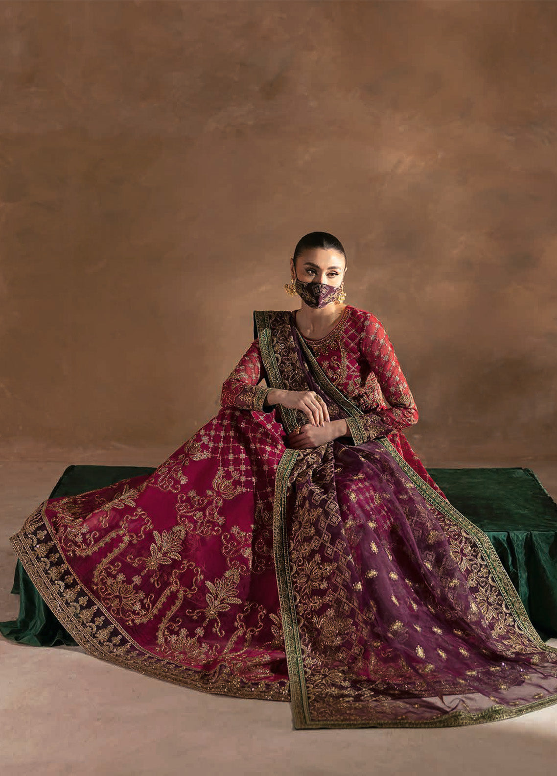 Laconic By Flossie Embroidered Organza 3 Piece Unstitched Suit FL25LV9 D-FE-909 Laconic By Flossie Embroidered Organza 3 Piece Unstitched Suit FL25LV9 D-FE-909