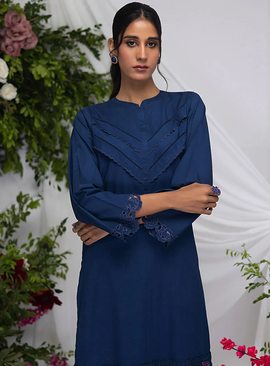 Lakhany Pret Embroidered Cambric 2 Piece Suit LG-SK-0091 Lakhany Pret Embroidered Cambric 2 Piece Suit LG-SK-0091