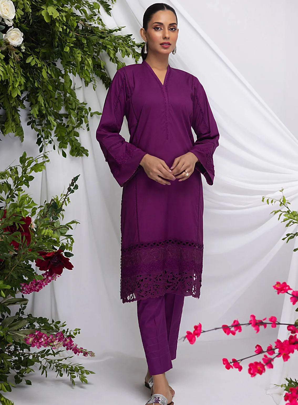 Lakhany Pret Embroidered Cambric 2 Piece Suit LG-SK-0093 Lakhany Pret Embroidered Cambric 2 Piece Suit LG-SK-0093