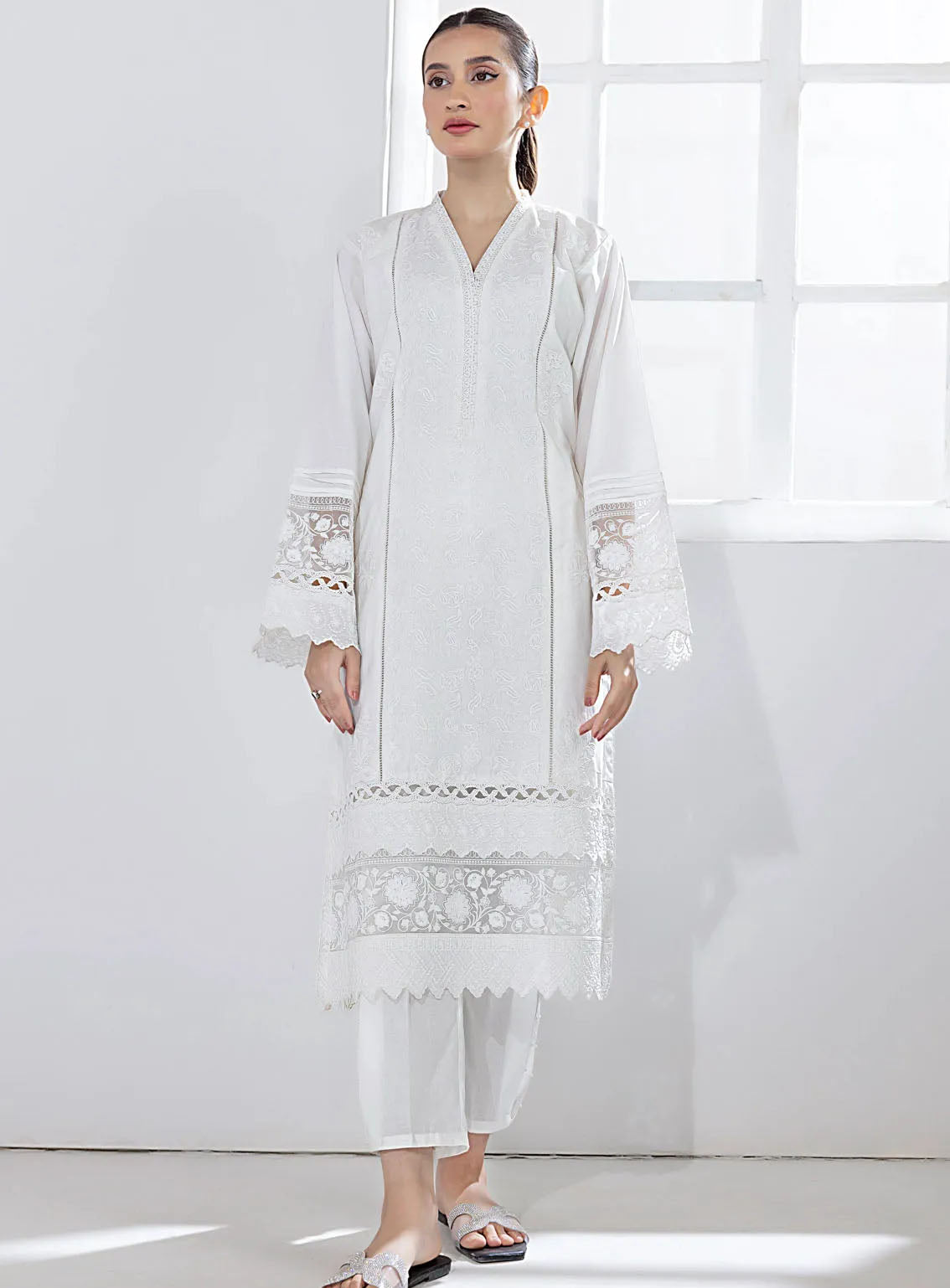 Lakhany Pret Embroidered Cambric Kurti LG-SK-0161 Lakhany Pret Embroidered Cambric Kurti LG-SK-0161