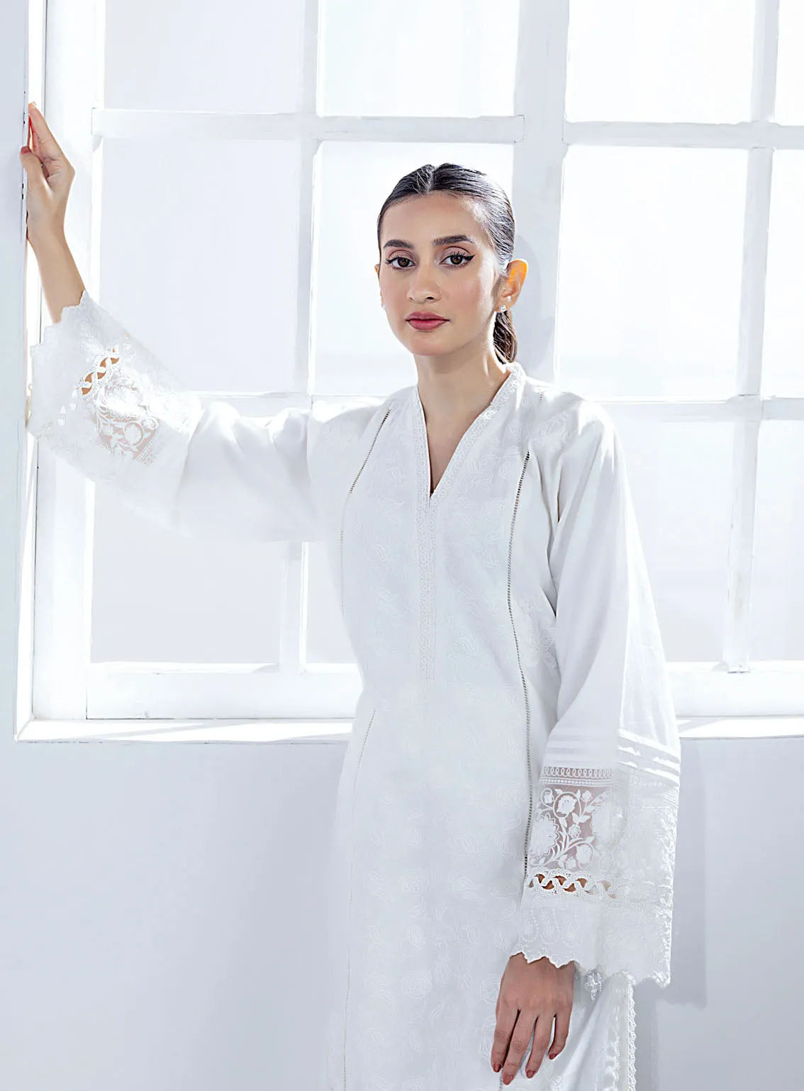Lakhany Pret Embroidered Cambric Kurti LG-SK-0161 Lakhany Pret Embroidered Cambric Kurti LG-SK-0161