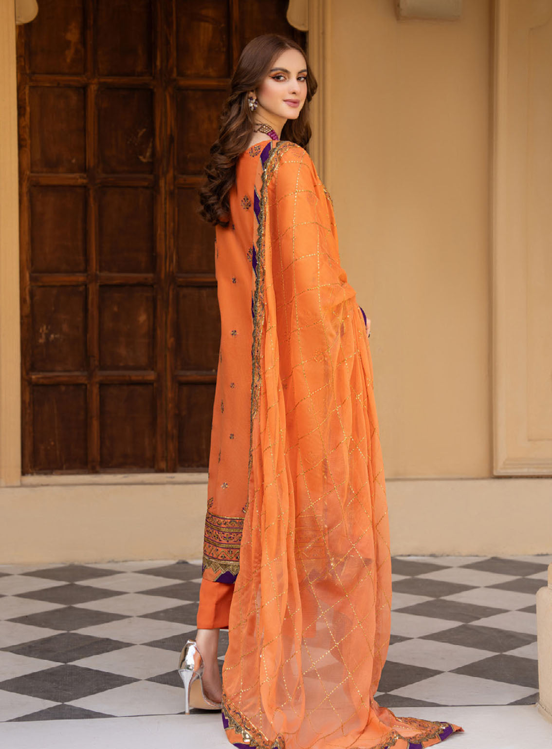 Lallaria By Noorma Kaamal Luxury Embroidered Chiffon 4 Piece Unstitched Suit NK24LV2 NK-LLC-17 Lallaria By Noorma Kaamal Luxury Embroidered Chiffon 4 Piece Unstitched Suit NK24LV2 NK-LLC-17