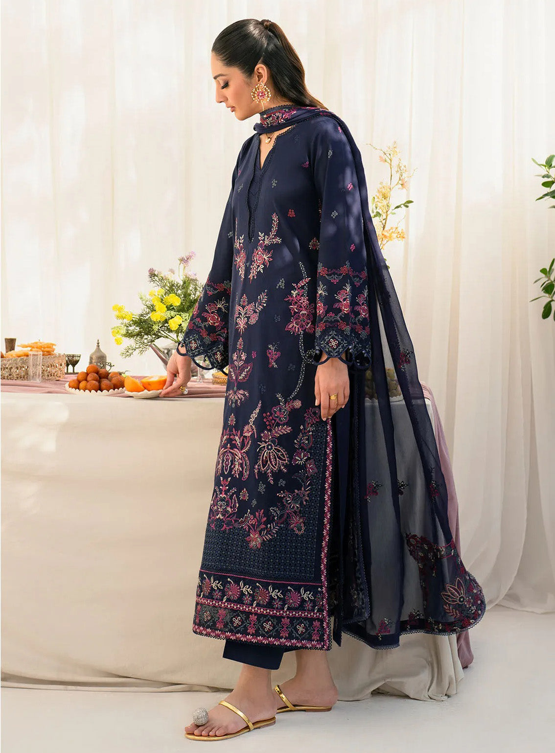 Lamhay By Zarif Embroidered Lawn 3 Piece Unstitched Suit ZF25LEL D-02 AYUSHA Lamhay By Zarif Embroidered Lawn 3 Piece Unstitched Suit ZF25LEL D-02 AYUSHA