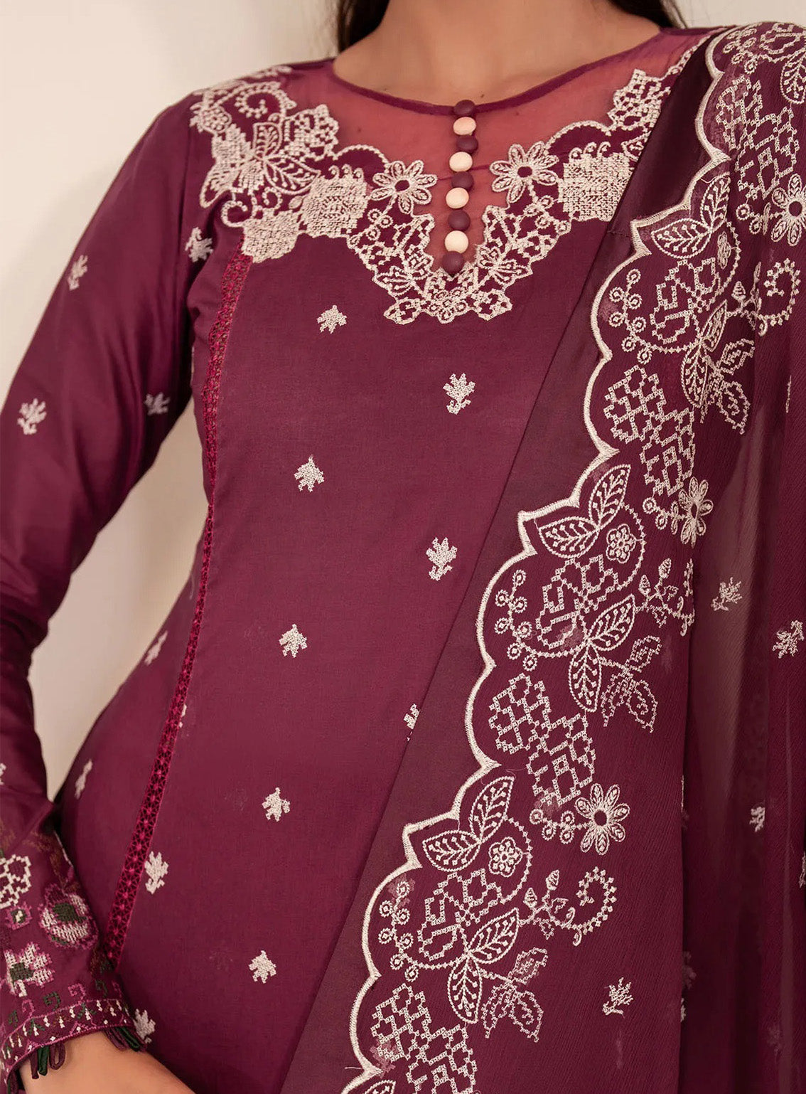 Lamhay By Zarif Embroidered Lawn 3 Piece Unstitched Suit ZF25LEL D-08 TEHMEEN Lamhay By Zarif Embroidered Lawn 3 Piece Unstitched Suit ZF25LEL D-08 TEHMEEN