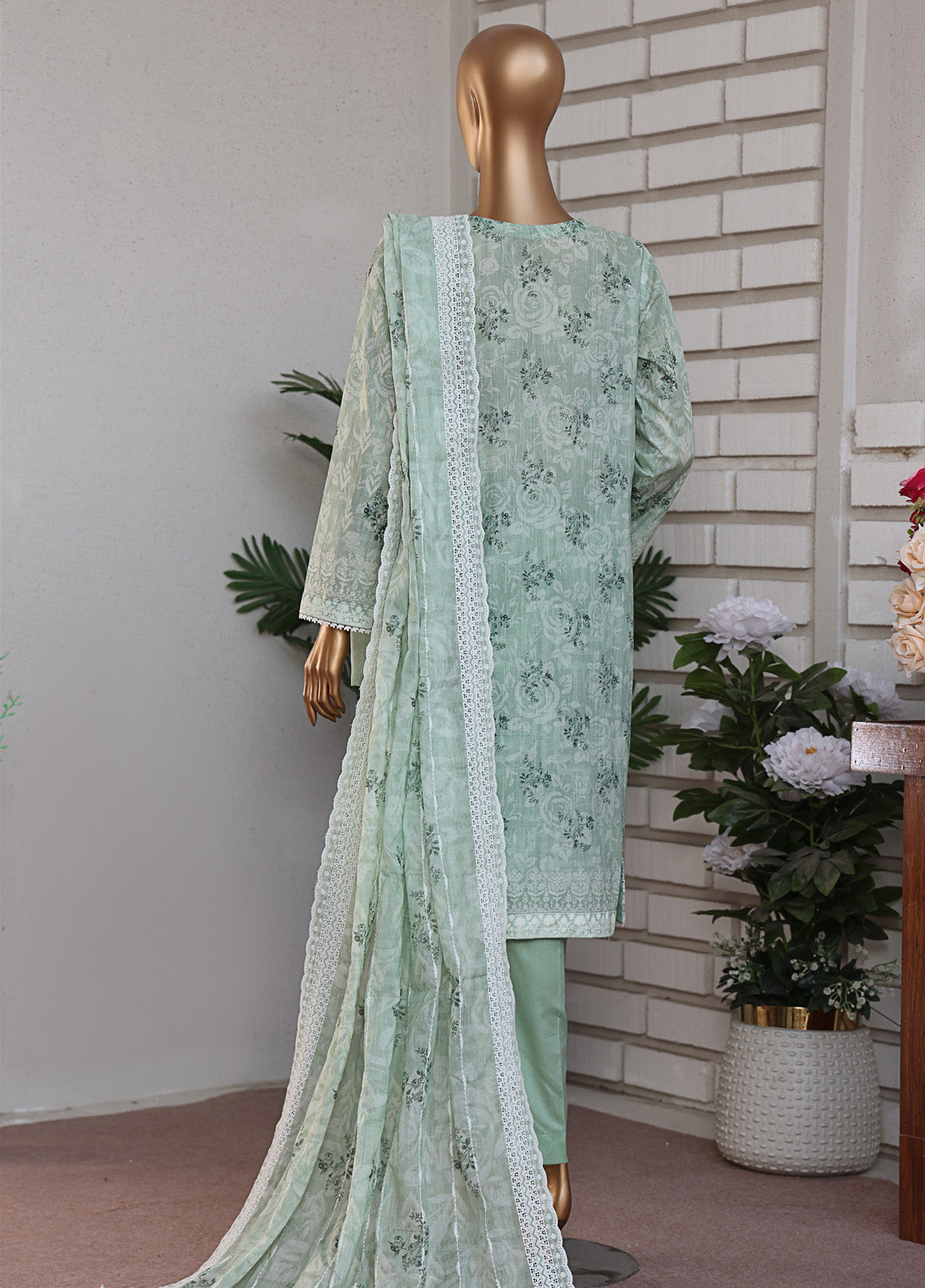 Lawnkari By HZ Textile Embroidered Lawn 3 Piece Unstitched Suit HZ25LV2 PLK-812 Lawnkari By HZ Textile Embroidered Lawn 3 Piece Unstitched Suit HZ25LV2 PLK-812