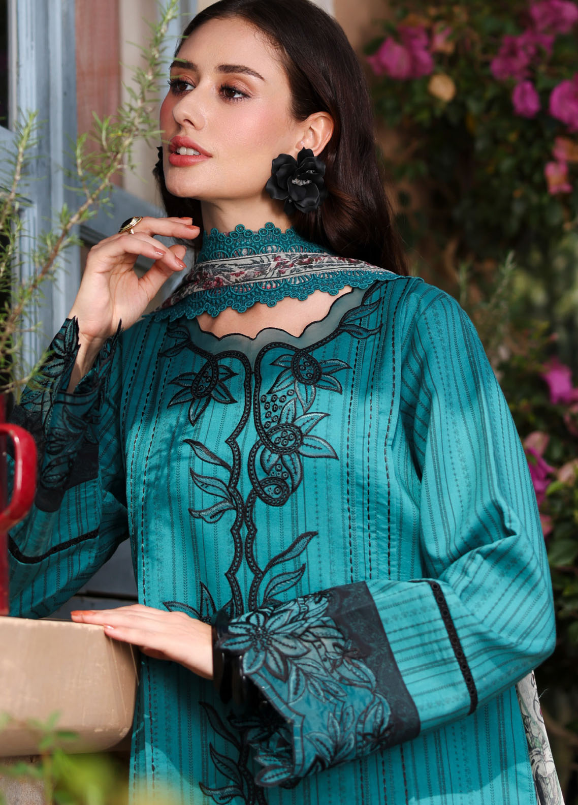 Life Style By Rang Rasiya Embroidered Lawn 3 Piece Unstitched Suit RR26LSS D-08 ROSEMARY Life Style By Rang Rasiya Embroidered Lawn 3 Piece Unstitched Suit RR26LSS D-08 ROSEMARY