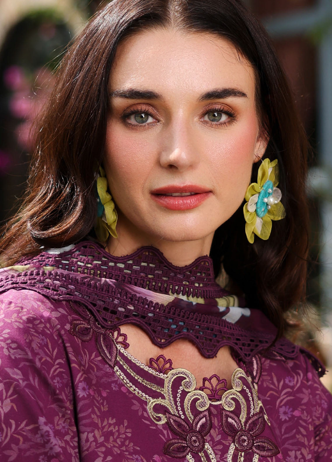 Life Style By Rang Rasiya Embroidered Lawn 3 Piece Unstitched Suit RR26LSS D-10 UTOPIA Life Style By Rang Rasiya Embroidered Lawn 3 Piece Unstitched Suit RR26LSS D-10 UTOPIA