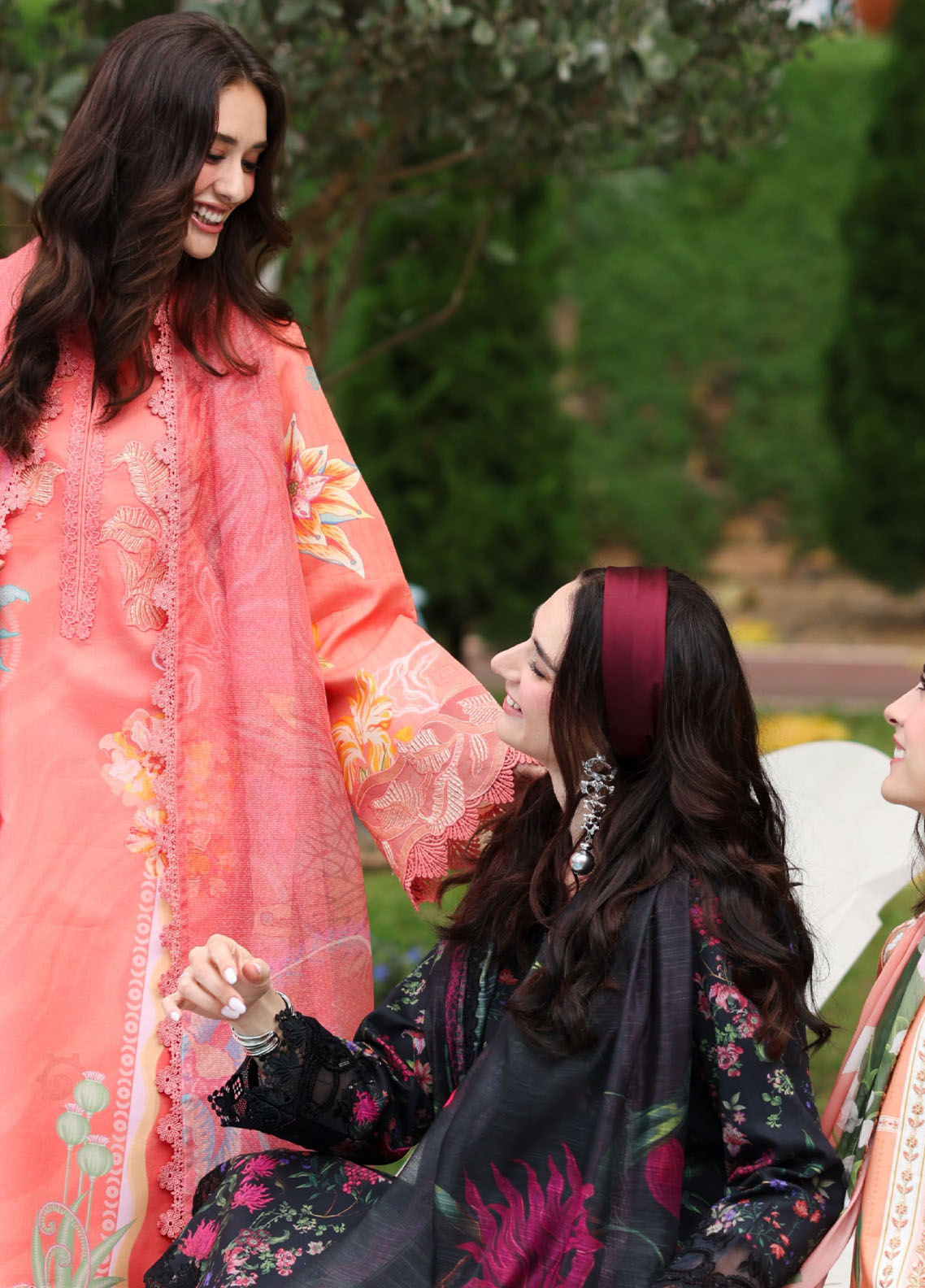 Life Style By Rang Rasiya Embroidered Lawn 3 Piece Unstitched Suit RR26LSS D-18 ARIA Life Style By Rang Rasiya Embroidered Lawn 3 Piece Unstitched Suit RR26LSS D-18 ARIA