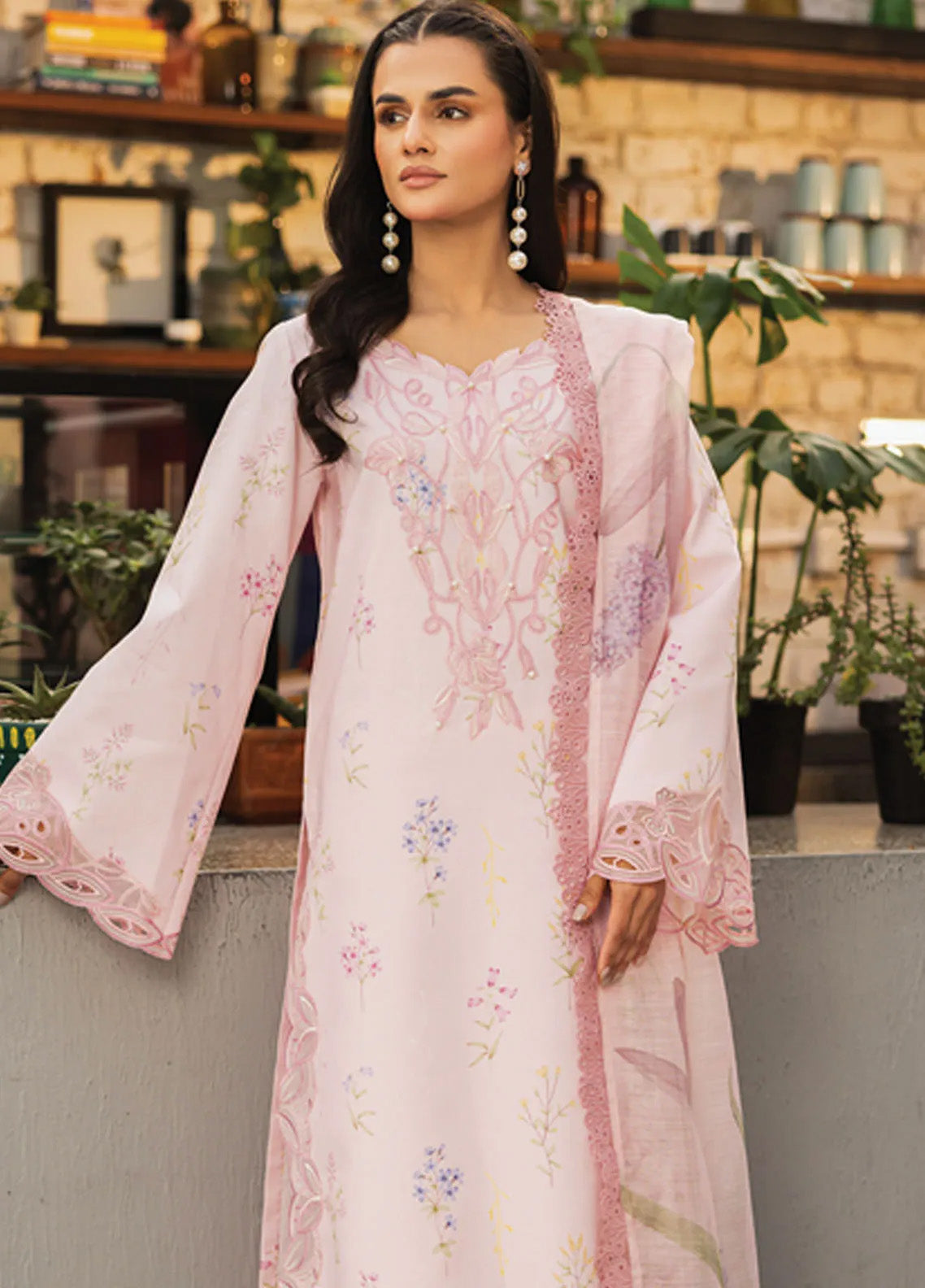 Lifestyle By Rang Rasiya Embroidered Lawn 3 Piece Unstitched Suit RR25LS D-02 GARDENIA Lifestyle By Rang Rasiya Embroidered Lawn 3 Piece Unstitched Suit RR25LS D-02 GARDENIA