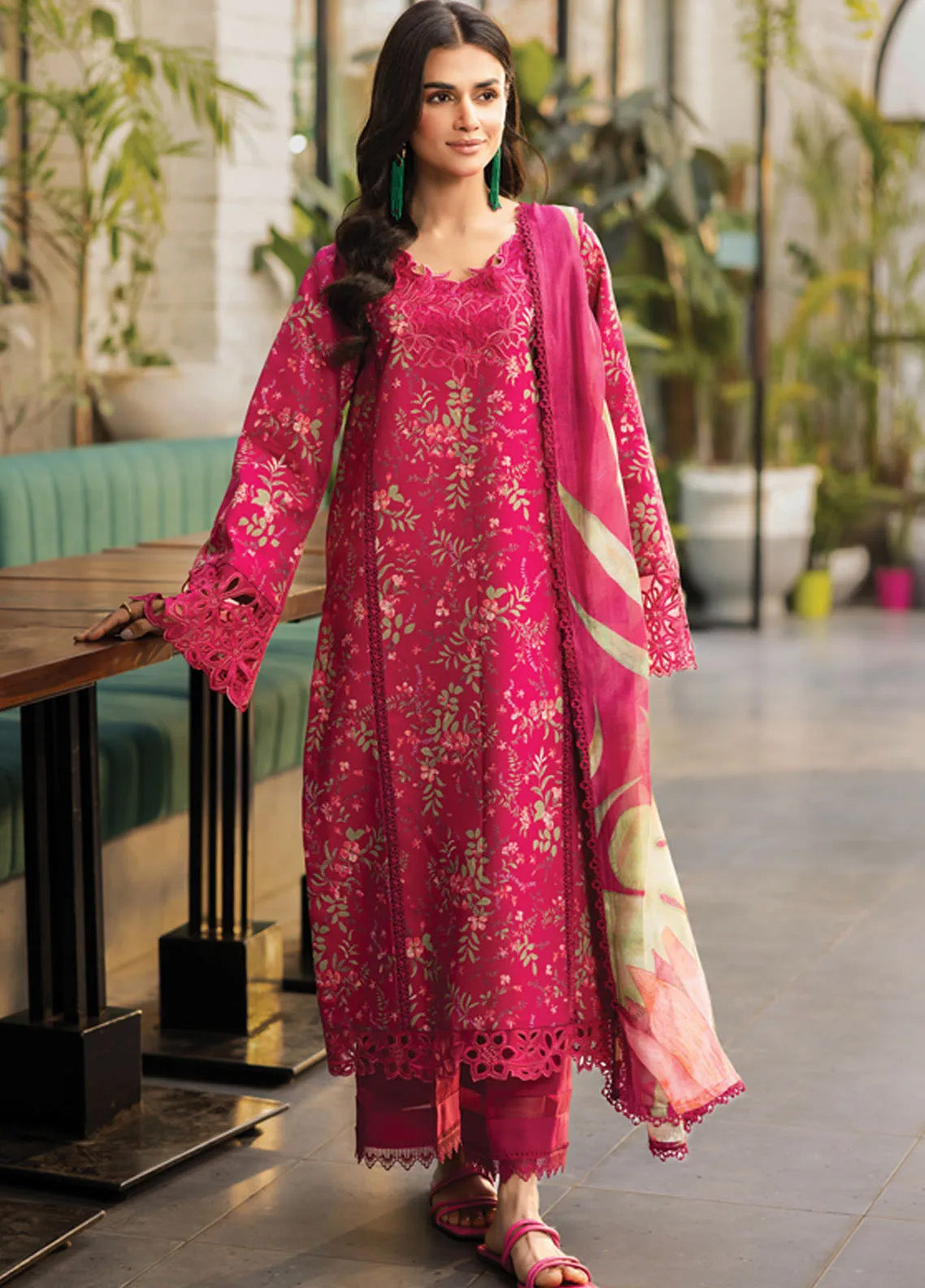 Lifestyle By Rang Rasiya Embroidered Lawn 3 Piece Unstitched Suit RR25LS D-03 ARIA Lifestyle By Rang Rasiya Embroidered Lawn 3 Piece Unstitched Suit RR25LS D-03 ARIA