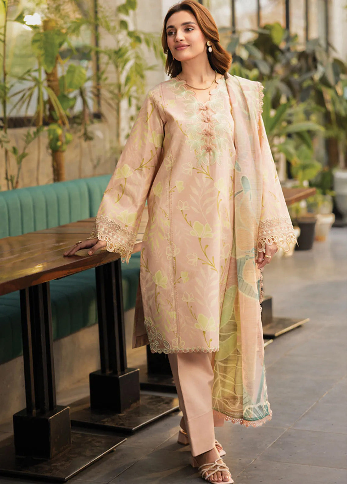 Lifestyle By Rang Rasiya Embroidered Lawn 3 Piece Unstitched Suit RR25LS D-14 IVY Lifestyle By Rang Rasiya Embroidered Lawn 3 Piece Unstitched Suit RR25LS D-14 IVY
