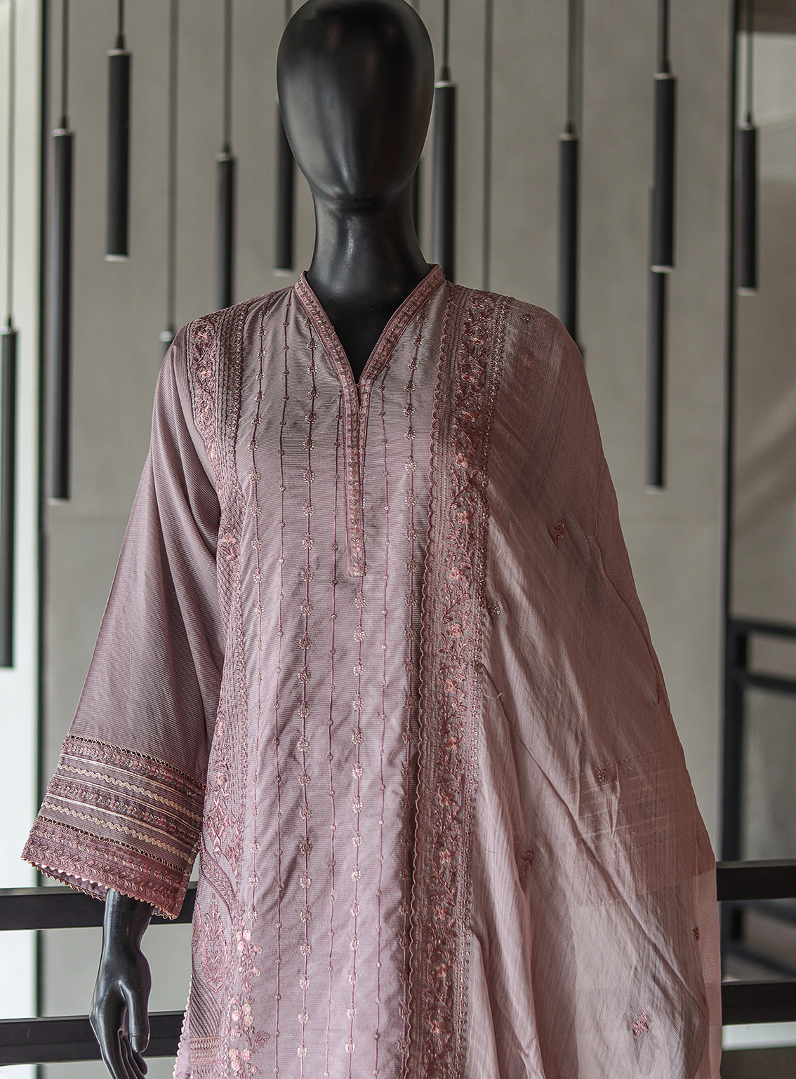 LSM Galleria Luxury Embroidered Rawsilk 3 Piece Stitched Suit - LSM24G LG-SK-0121 LSM Galleria Luxury Embroidered Rawsilk 3 Piece Stitched Suit - LSM24G LG-SK-0121
