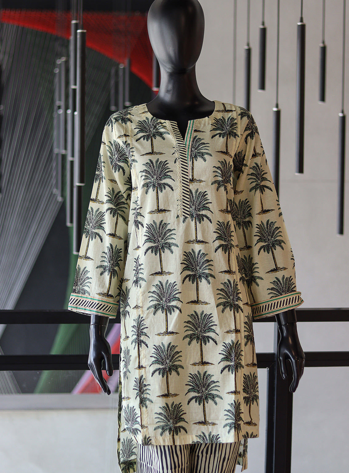 LSM Galleria Printed Lawn 2 Piece Stitched Suit - LSM24G LG-AM-0095 LSM Galleria Printed Lawn 2 Piece Stitched Suit - LSM24G LG-AM-0095